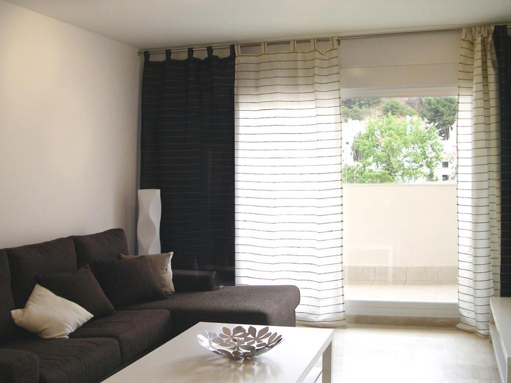 Apartamentos Dona Carmen Μάλαγα Δωμάτιο φωτογραφία
