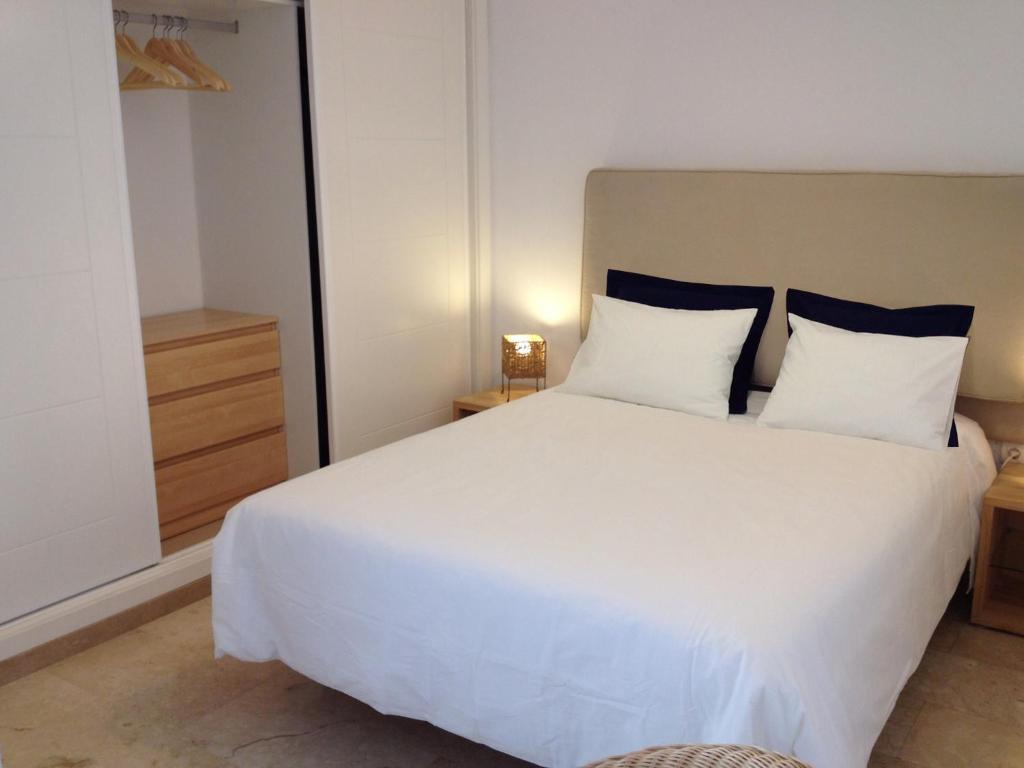 Apartamentos Dona Carmen Μάλαγα Δωμάτιο φωτογραφία